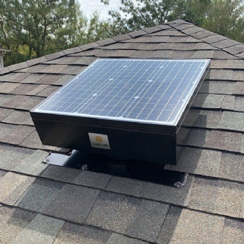 Solar roof fan